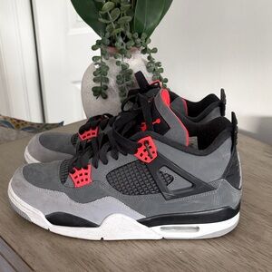 Jordan 4 Infared
